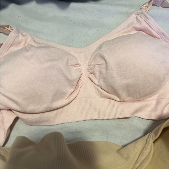 Maternity Nursing Bras - Picture 5 of 5